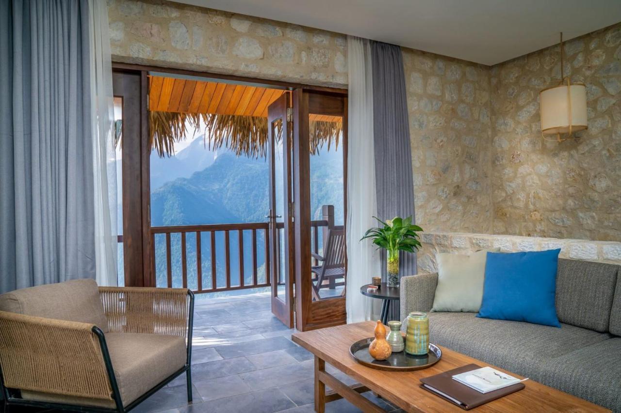 Lodge Topas