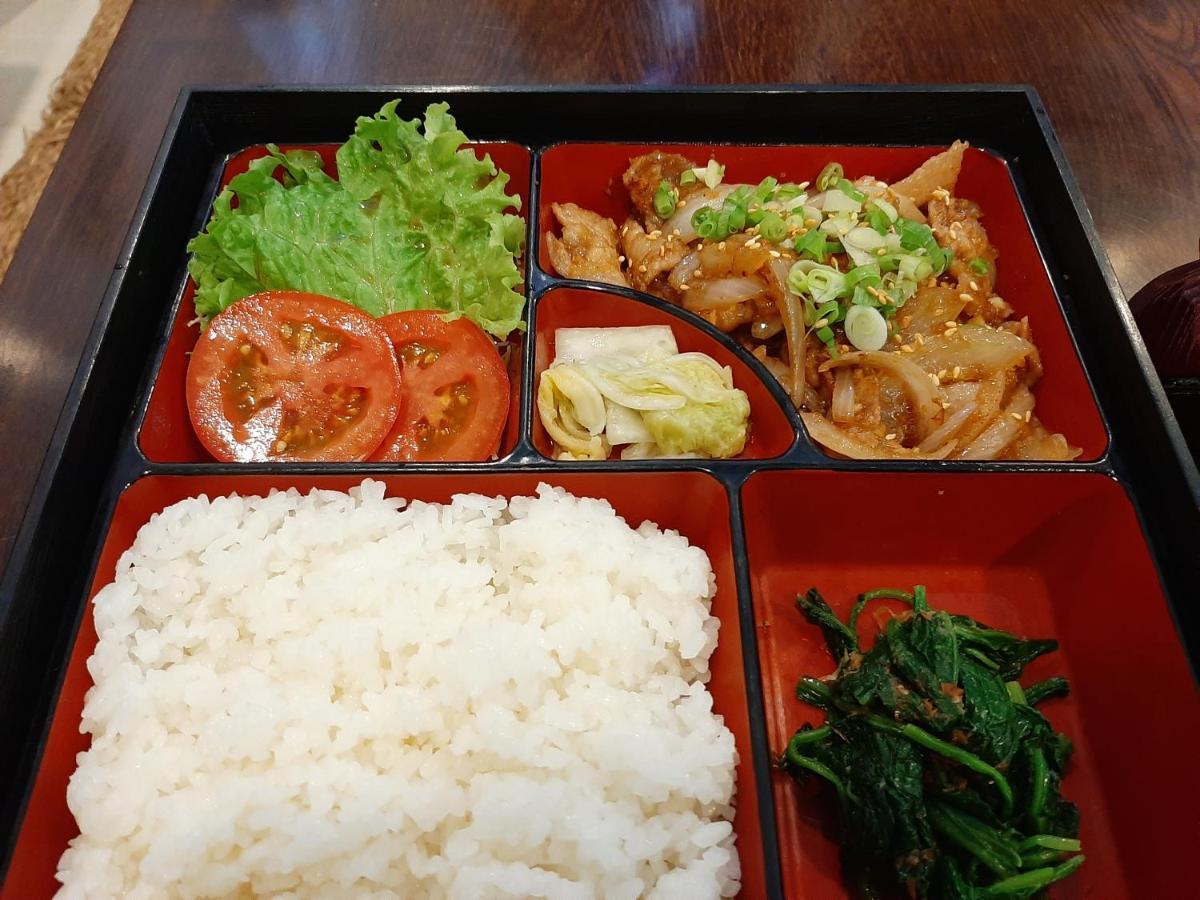 Pham Sakura Hotel 2*