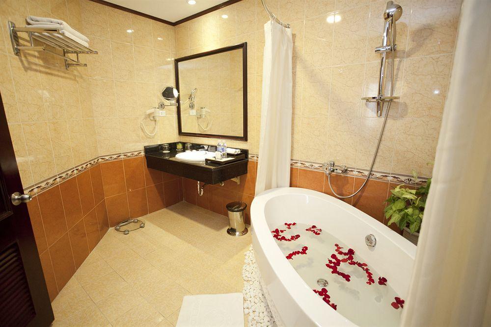 Asean Halong 4* Ha Long