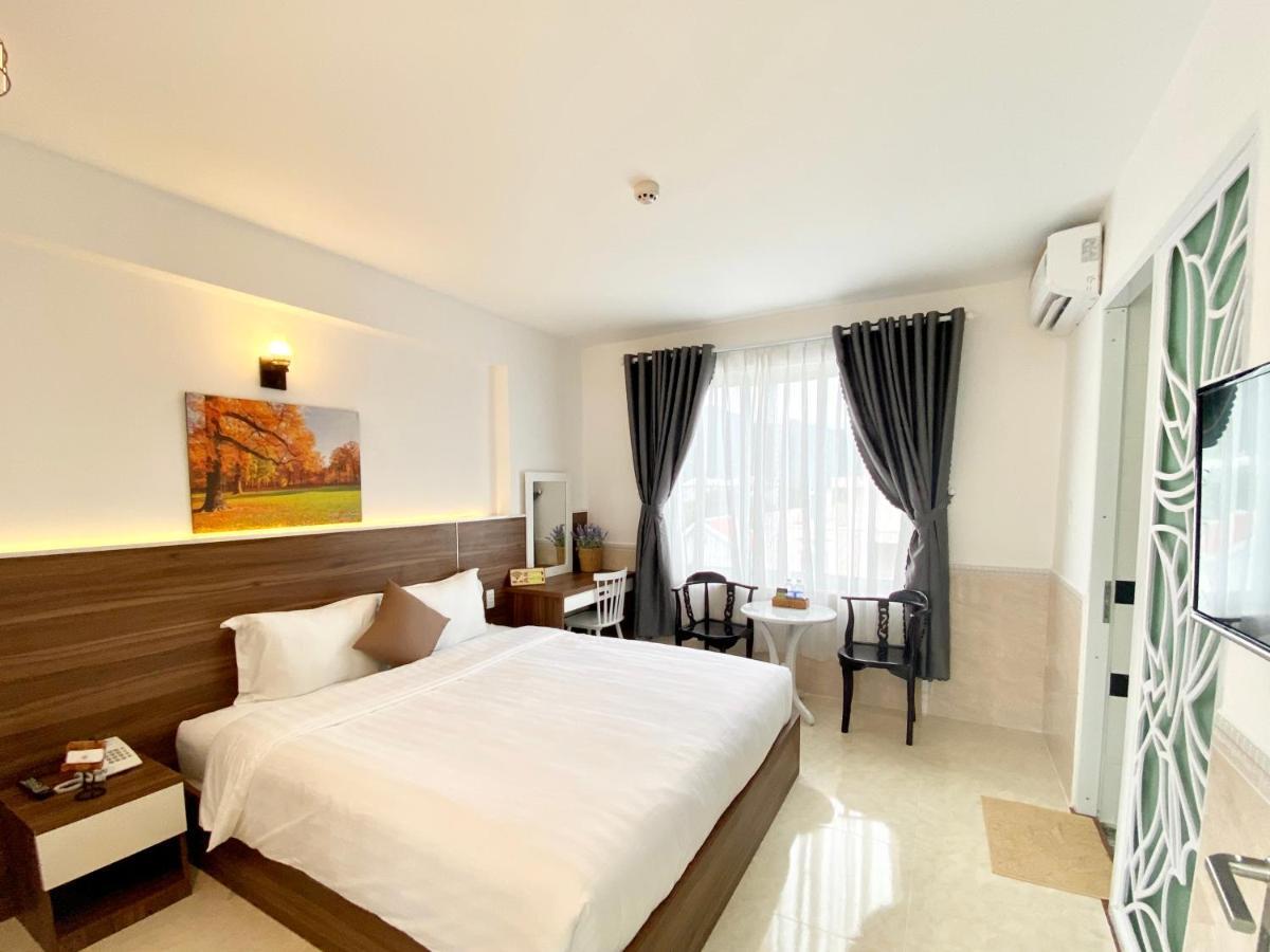 Tuan Ninh I Hotel 2*