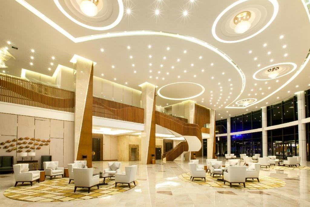 Vinoasis Phu Quoc Hotel 5*