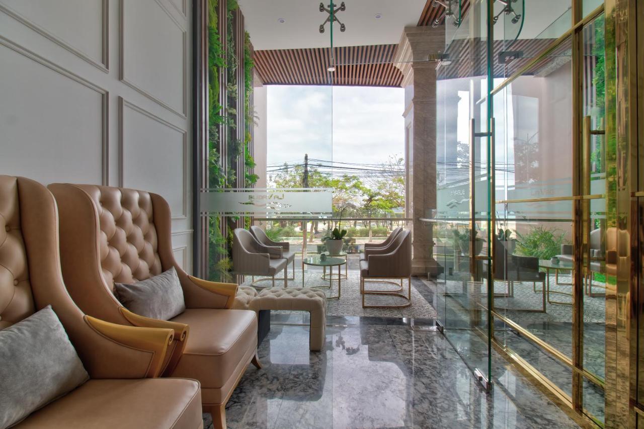 Hotel La Vague 4*