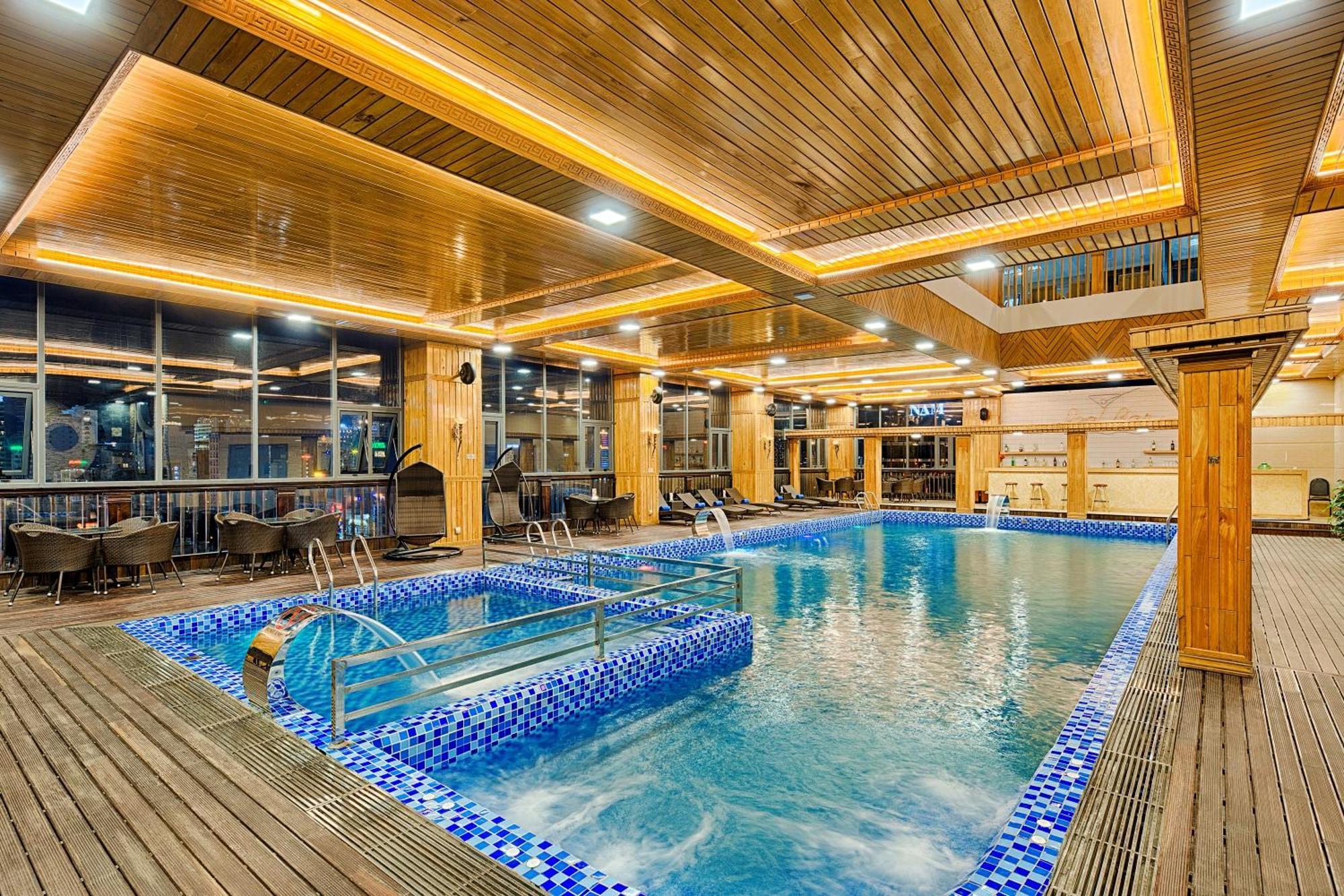 Nhu Minh Plaza 4*