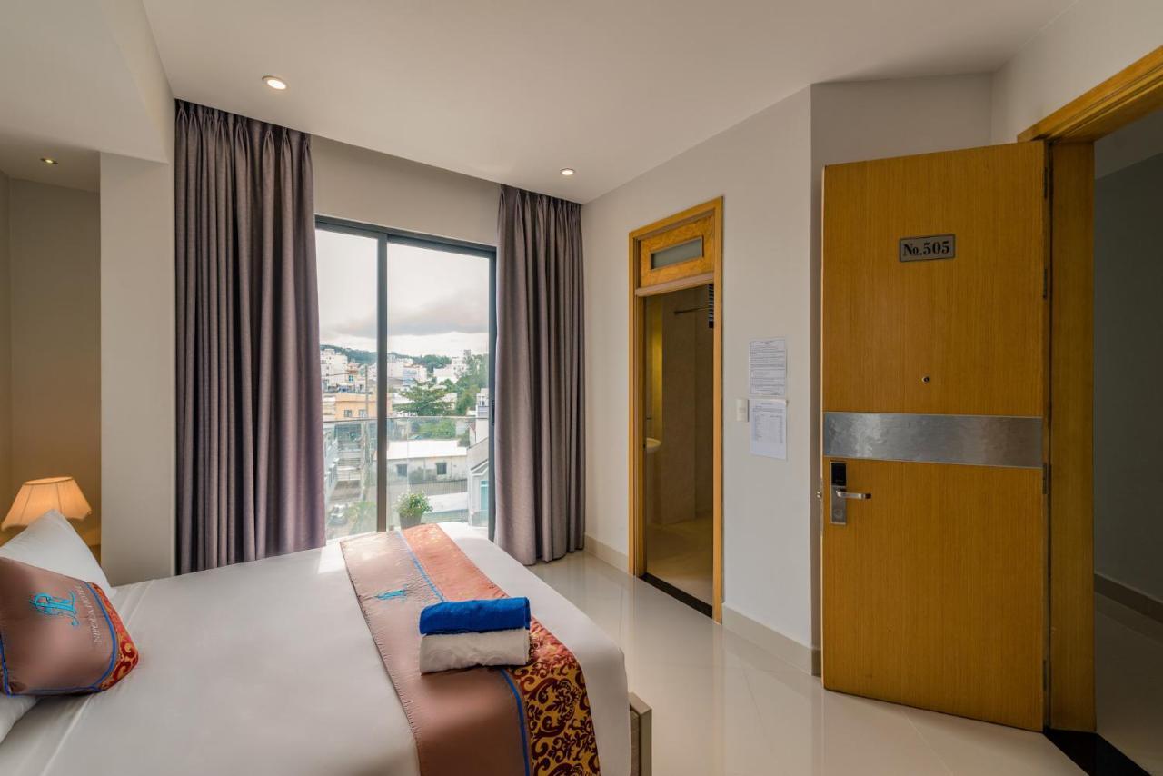 Nipola - Chọ Dem Phú Quóc Hotel 2*