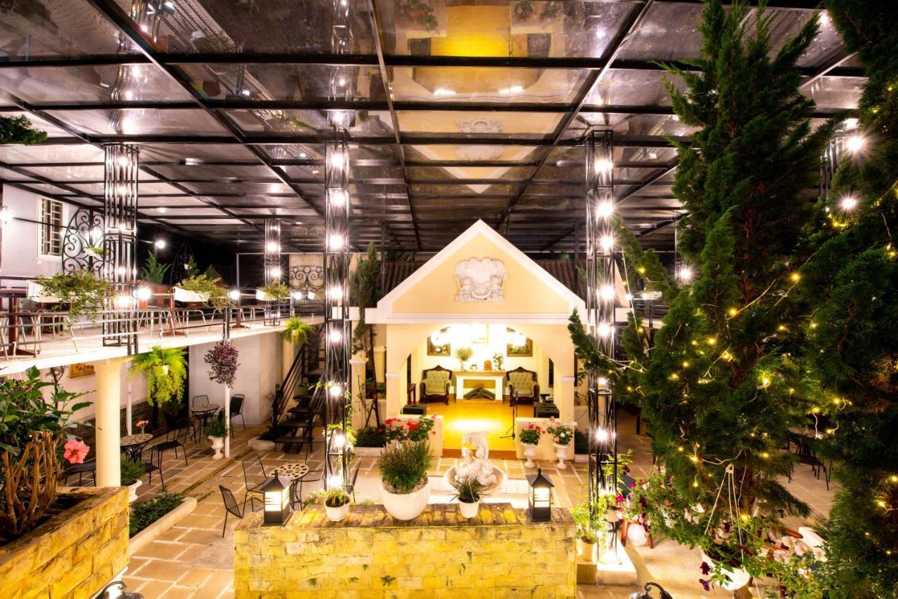 Khách sạn Le Petit Paris Đà Lạt