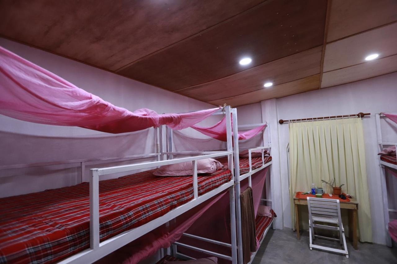 Hostel Eva Hut *