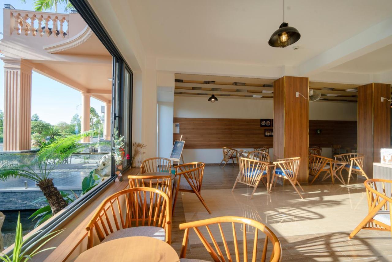 Hotel Um-pq