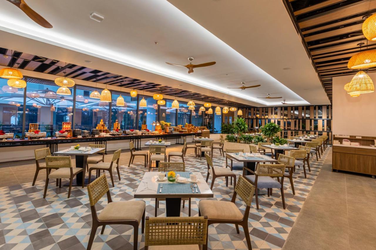 Khách sạn Fleur De Lys 4*