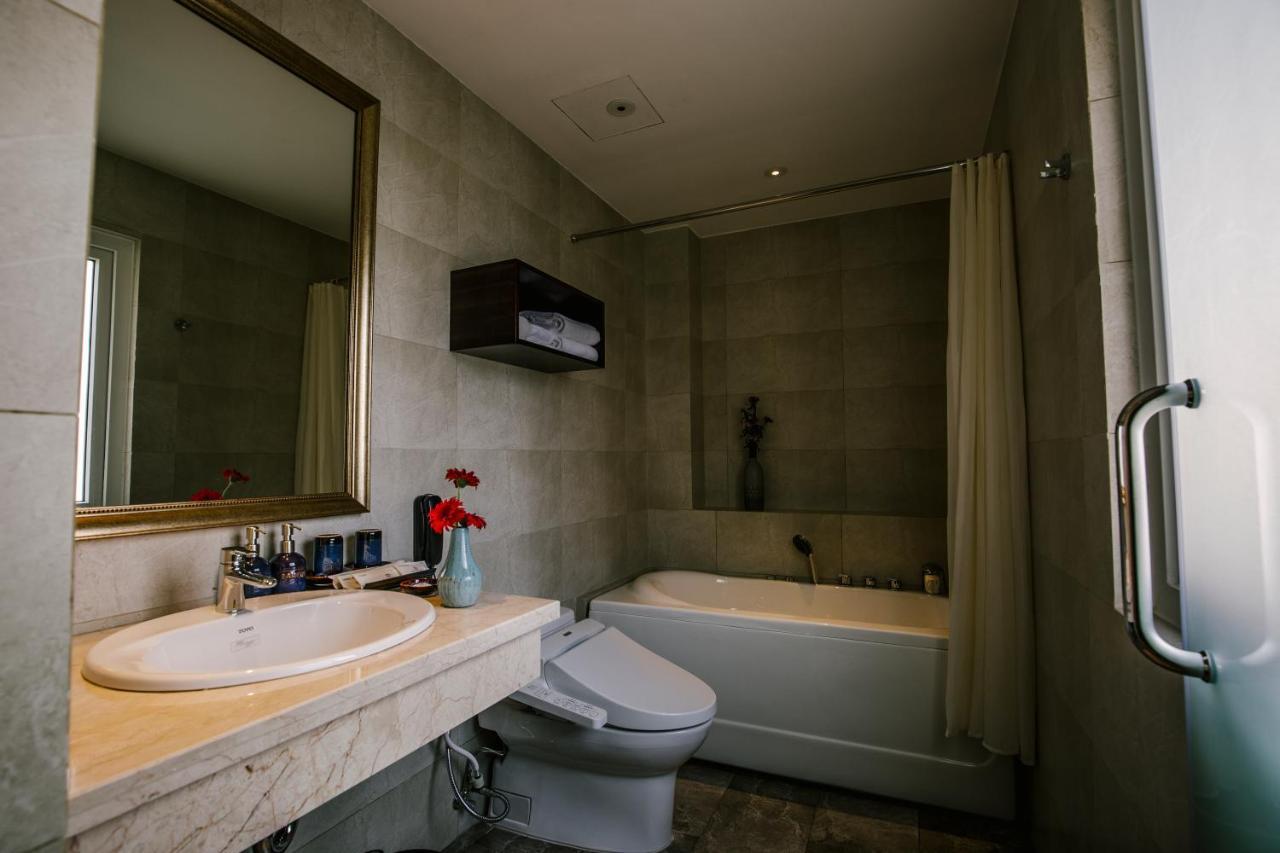 Roseland Sweet & Hotel Ho Chi Minh City