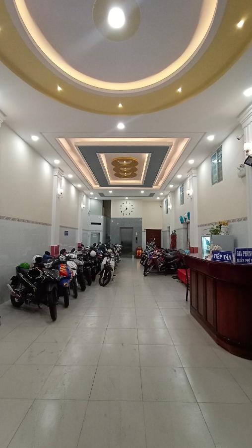 Khach San Nha Nghi Thanh Xuan - Co Xuat Hoa Don Va Cho Thue Xe * Long Xuyen
