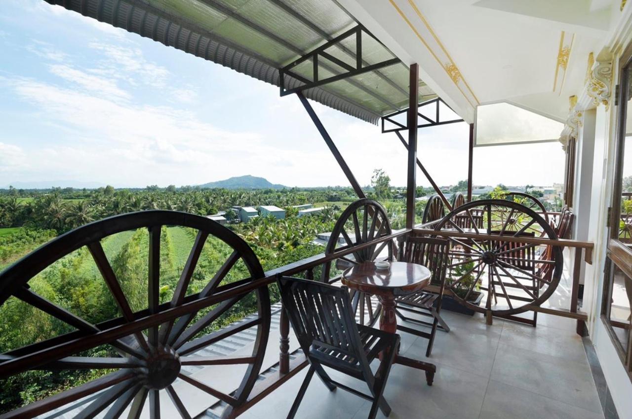 Bed & Breakfast Little Saigon 3*