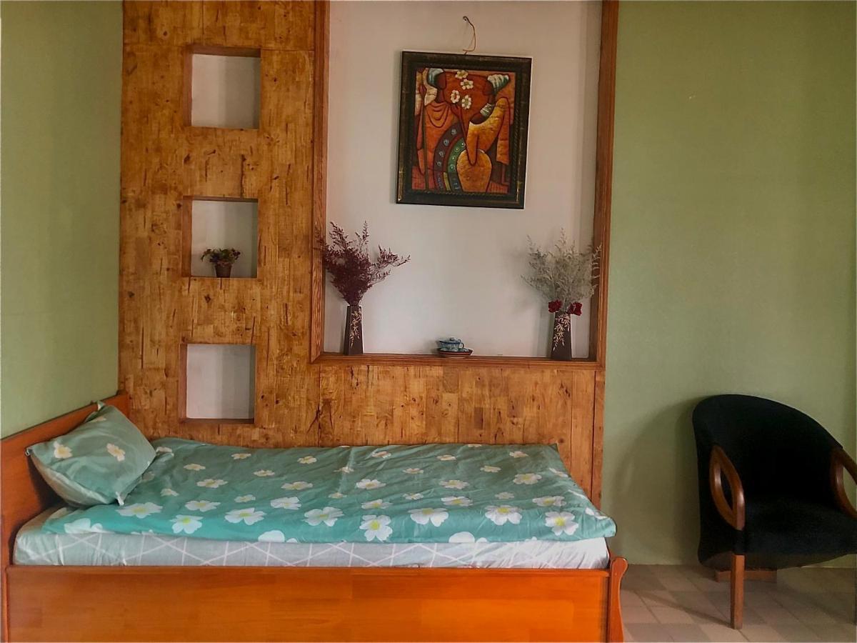 Bac Huong House Homestay *