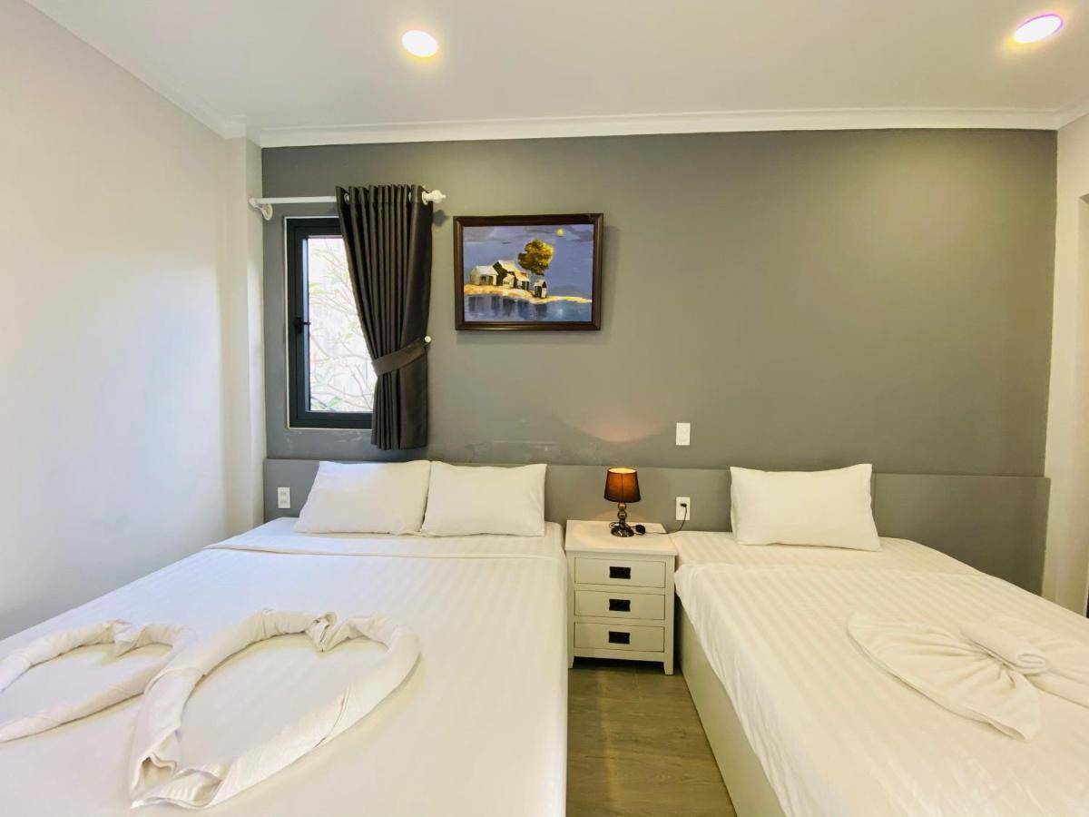 Vivian Hotel 2*