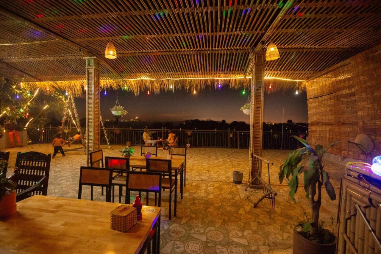 Ở trọ Hang Múa Lucky House *