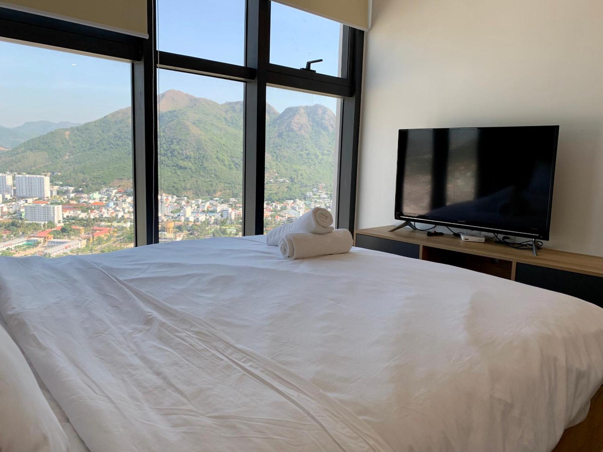 Apartment Wise Scenia Bay *