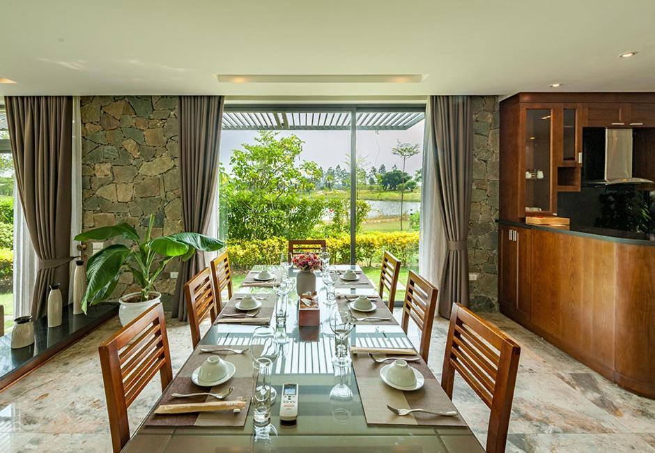Flamingos Dai Lai - Luxury * Ngoc Quang