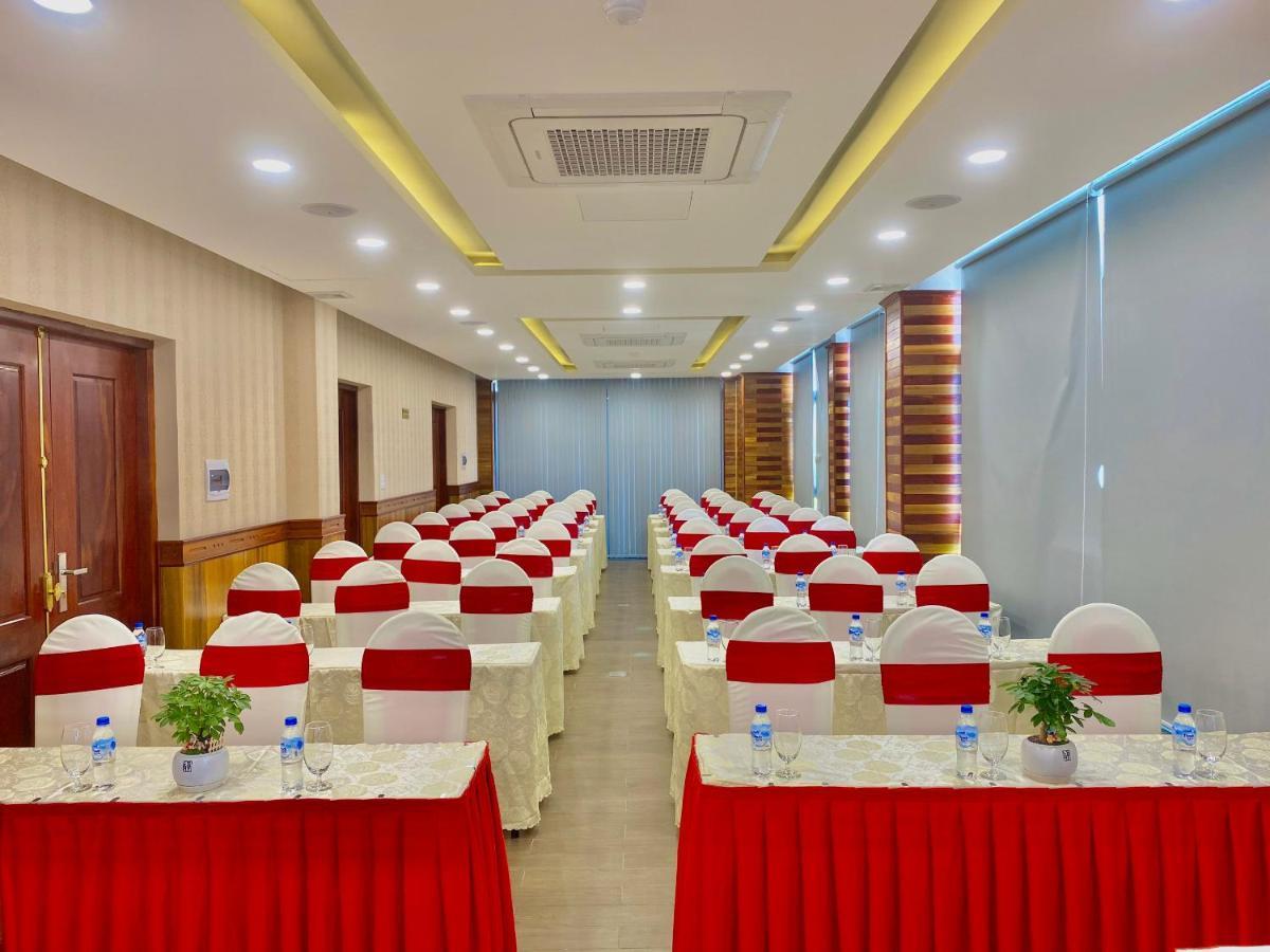 Royal Khanh Khách sạn 3*