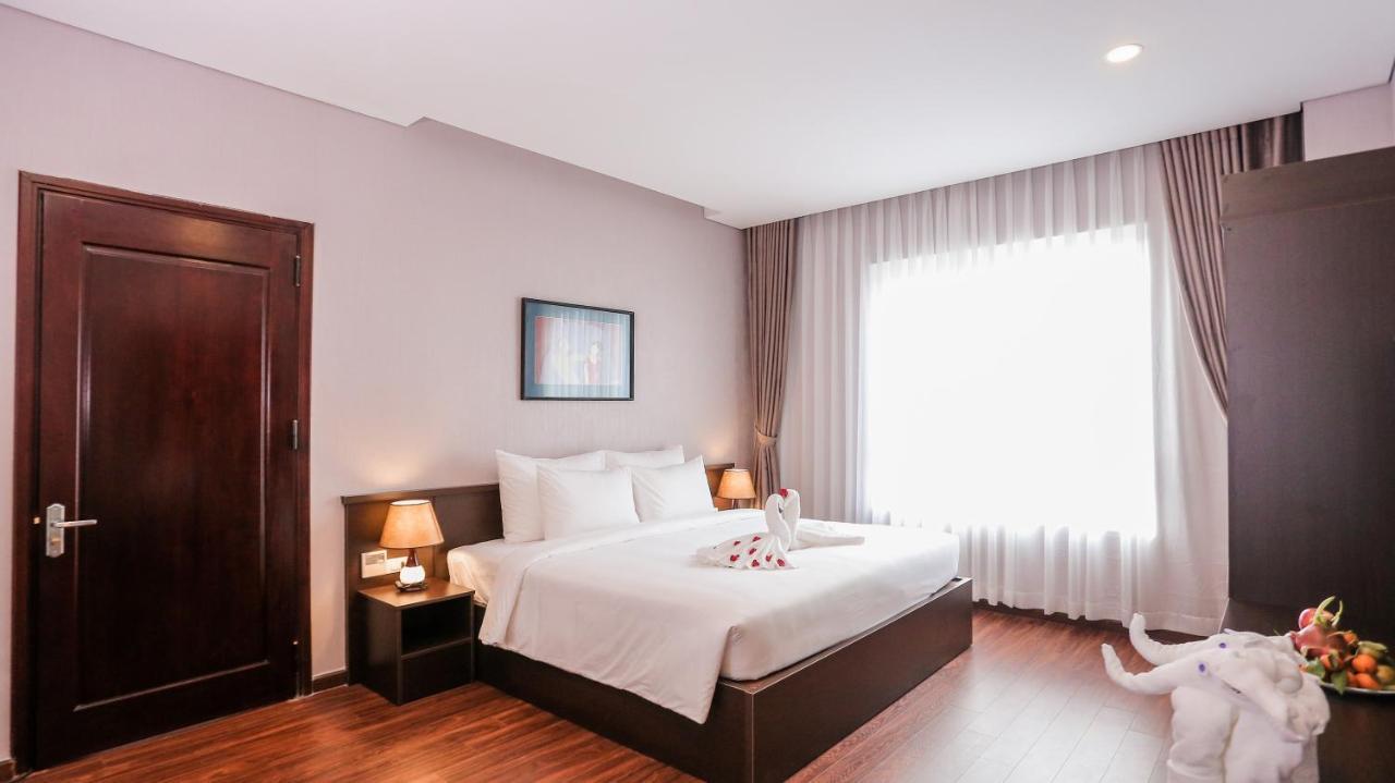 Elephants Hotel 4*