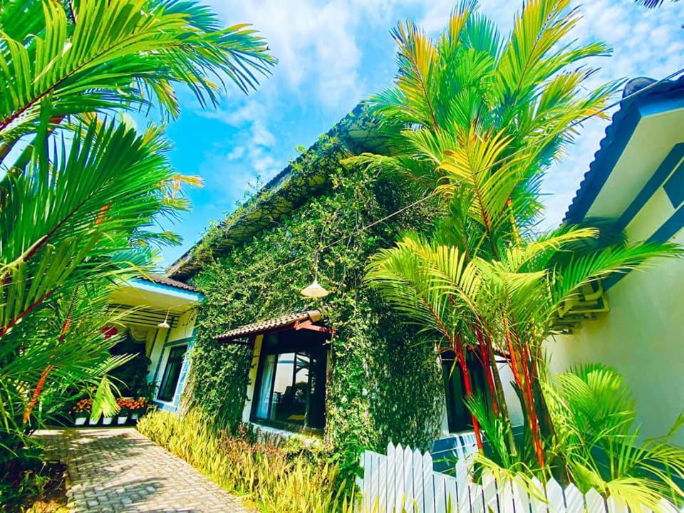 Khu nghỉ mát Forever Green 4*