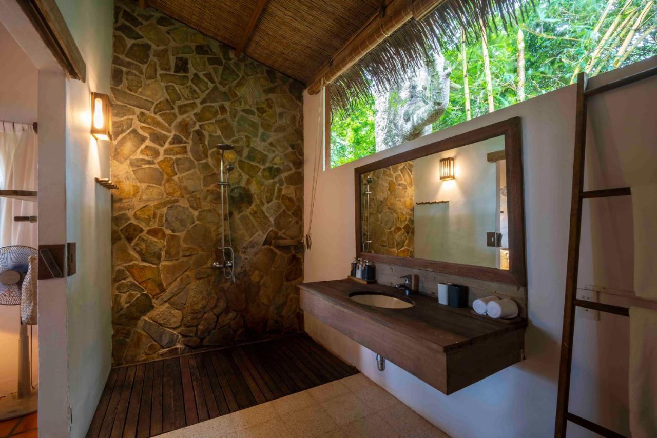 Mango Bay 3*