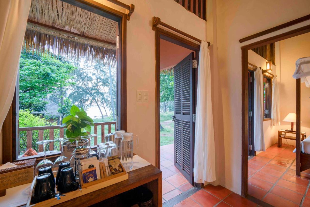 Mango Bay 3*