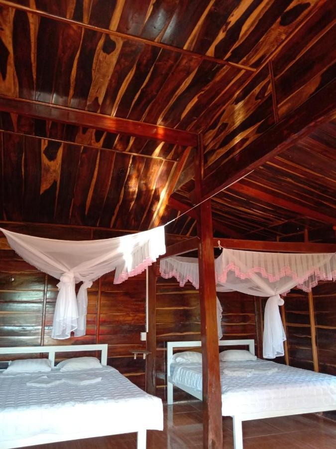 Rice Straw Lodge- Resort *