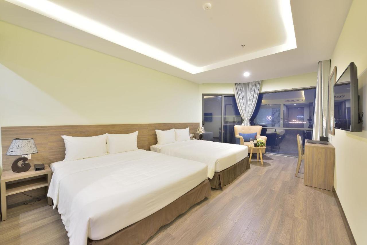 Hotel Xavia 4*
