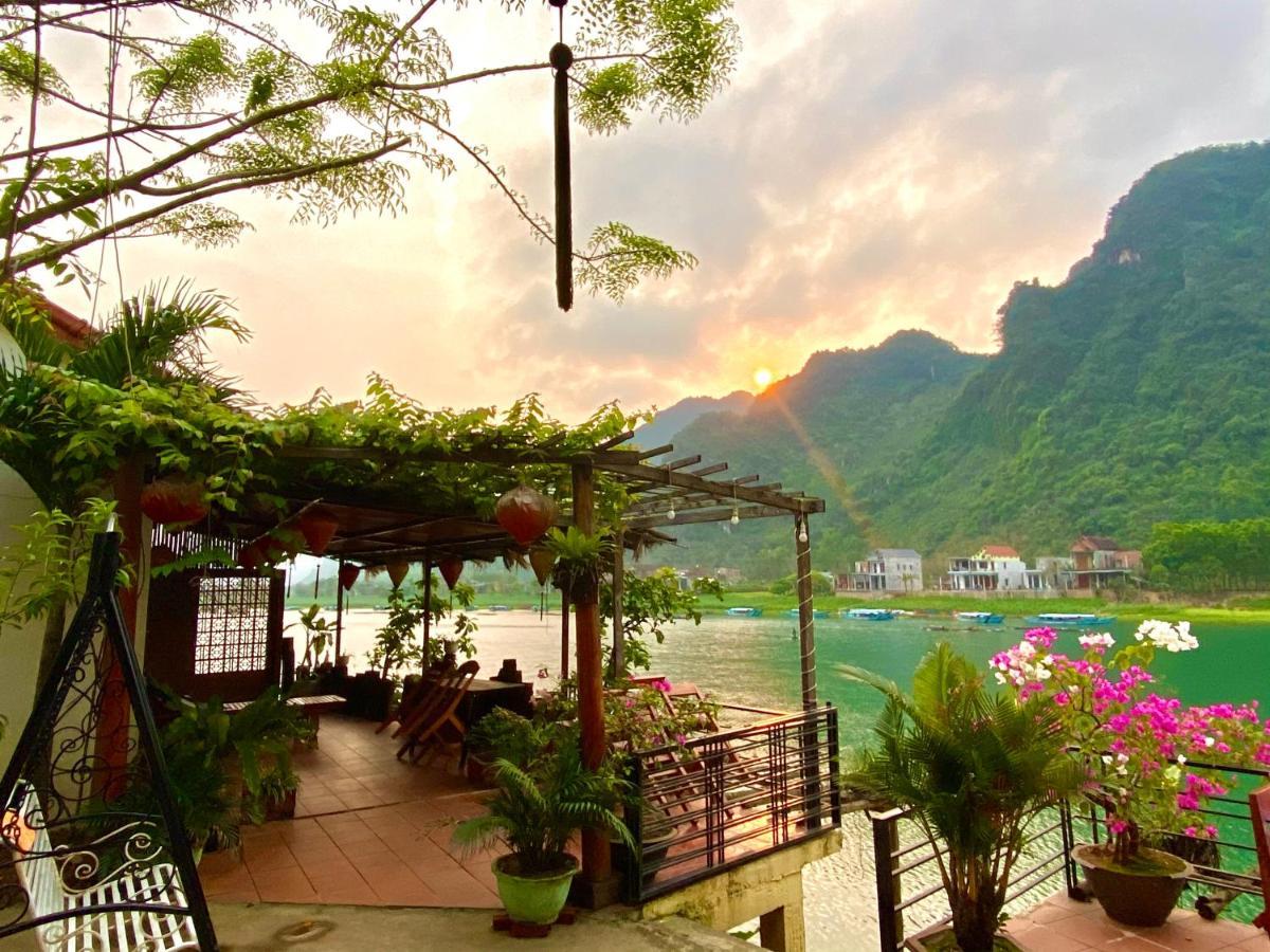 Coco Riverside * Phong Nha
