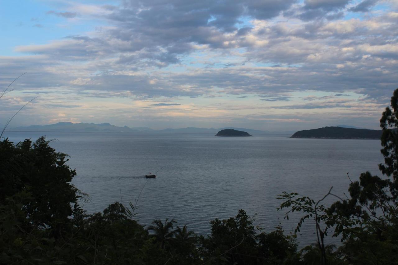 Cham Island Smiles *