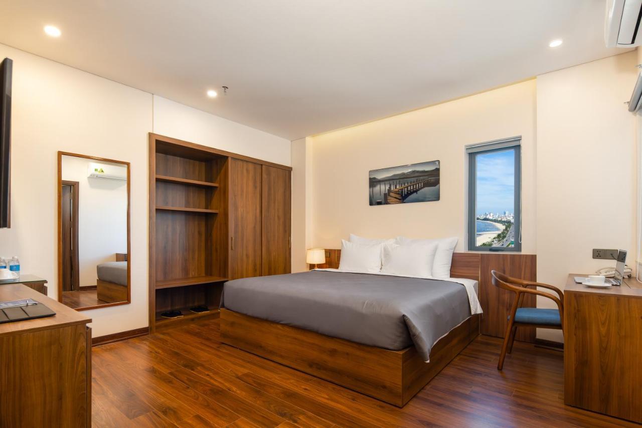 Hotel Avenis 3*