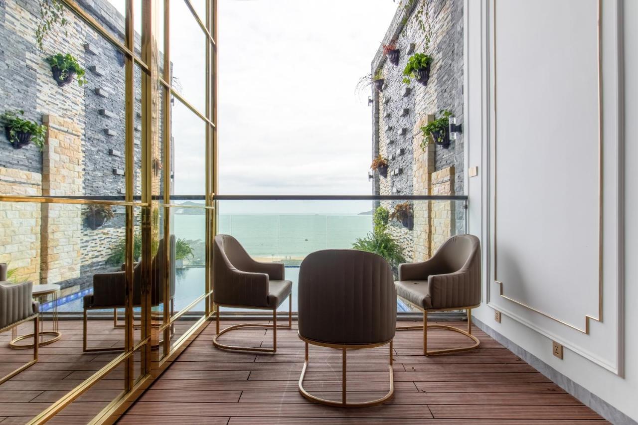 Hotel La Vague Nha Trang