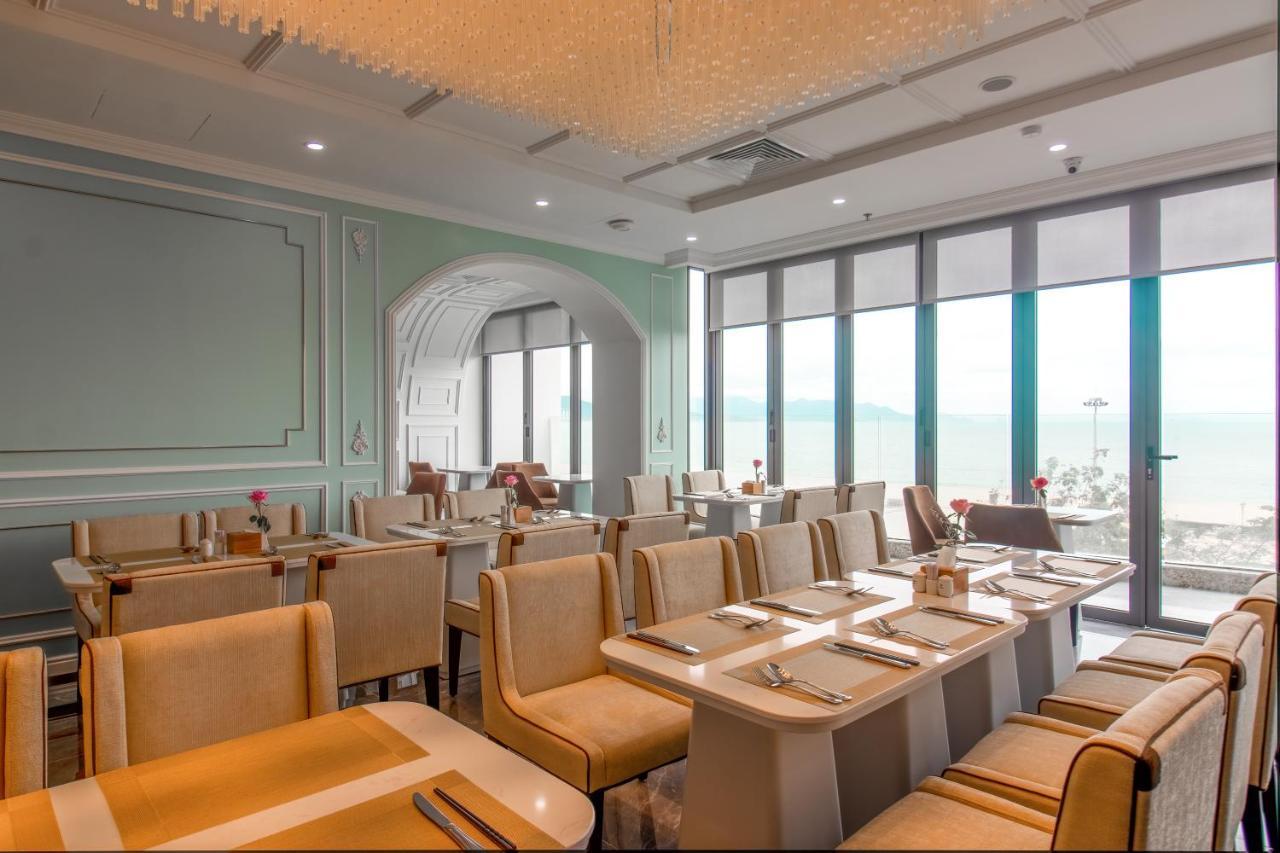 Hotel La Vague 4*