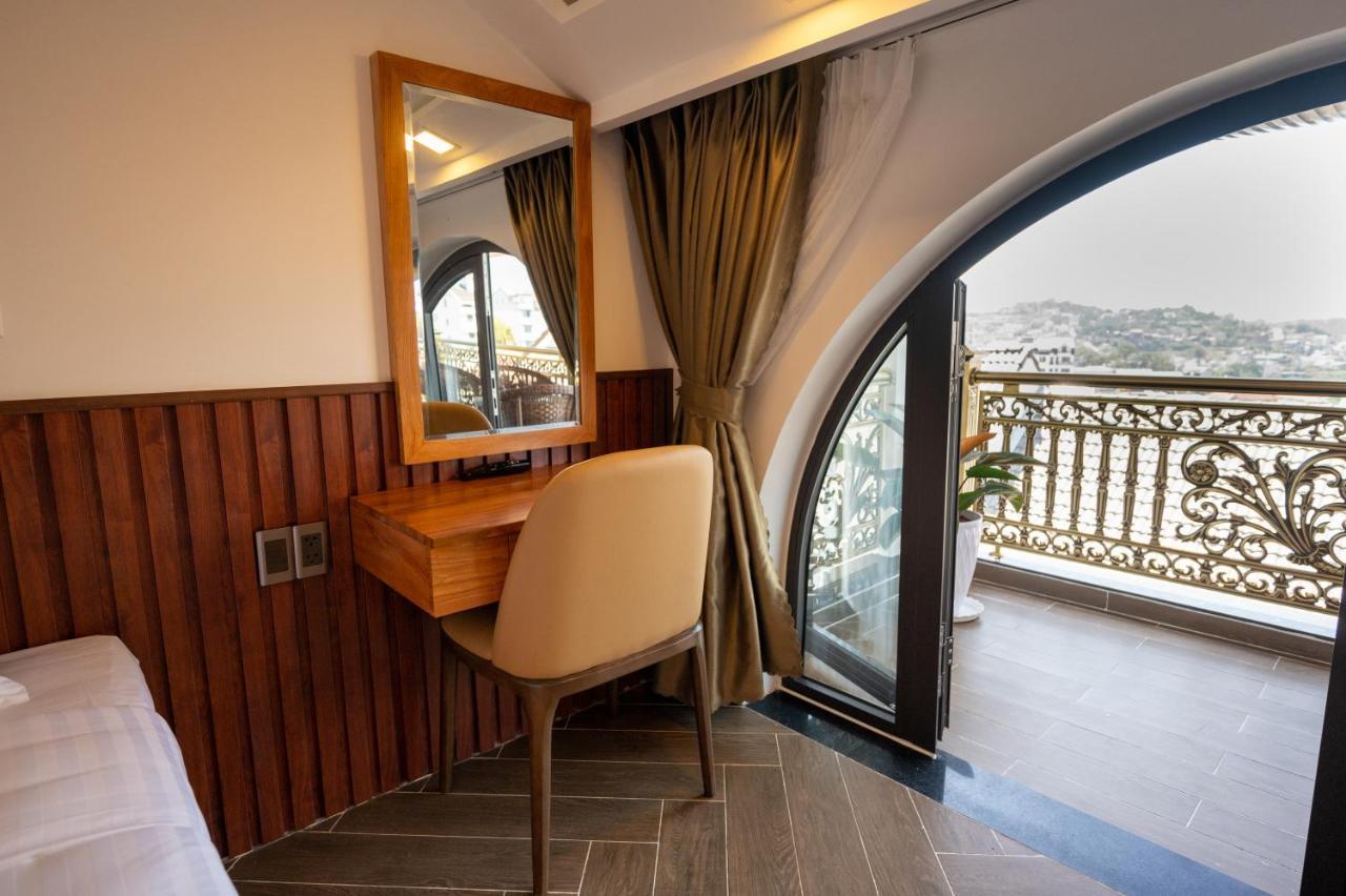 La Fleur Premium Aparthotel 4*