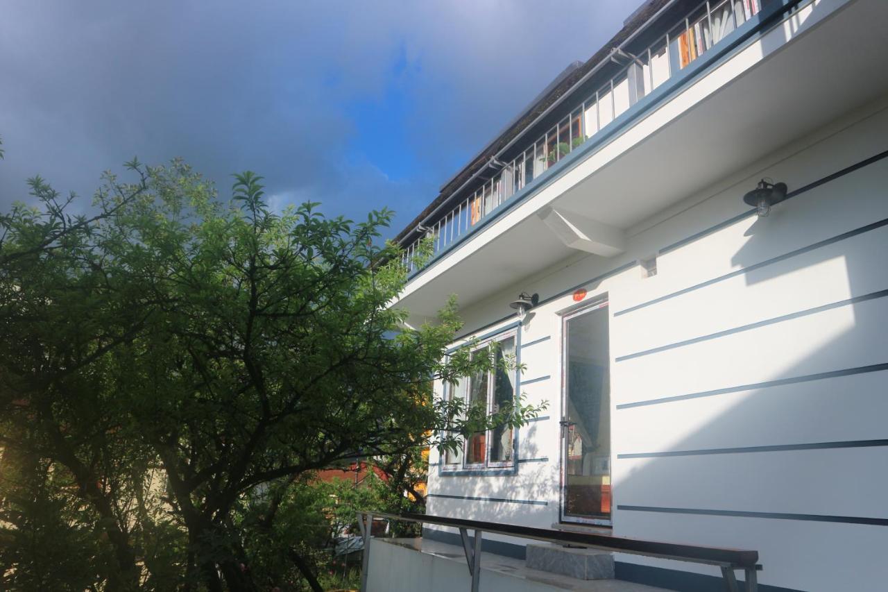 Nui Guest house