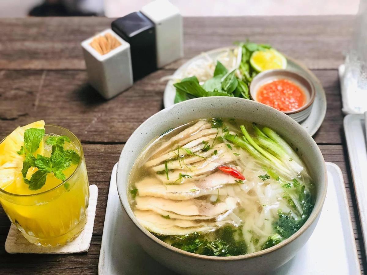 Huong Dao Hotel 2*