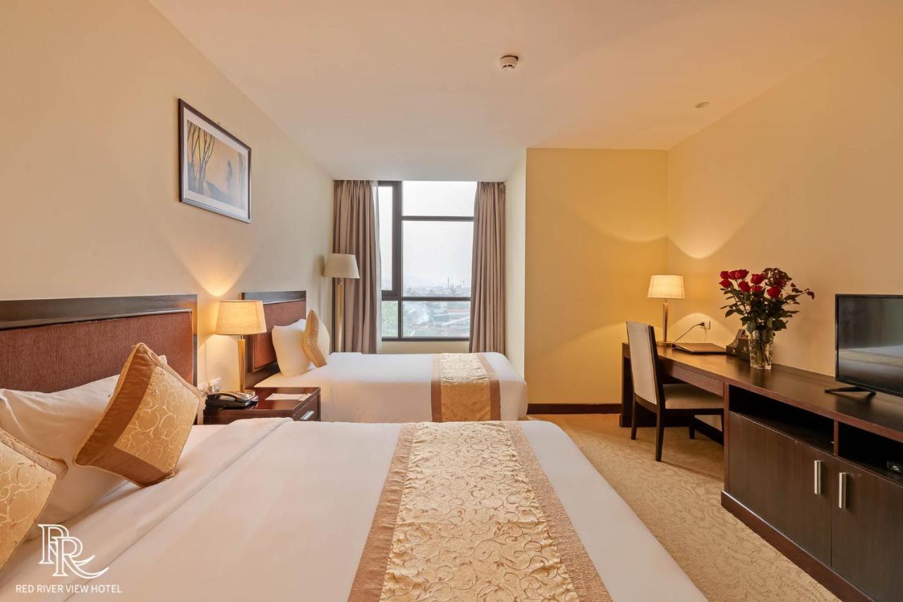 Red River View 3*