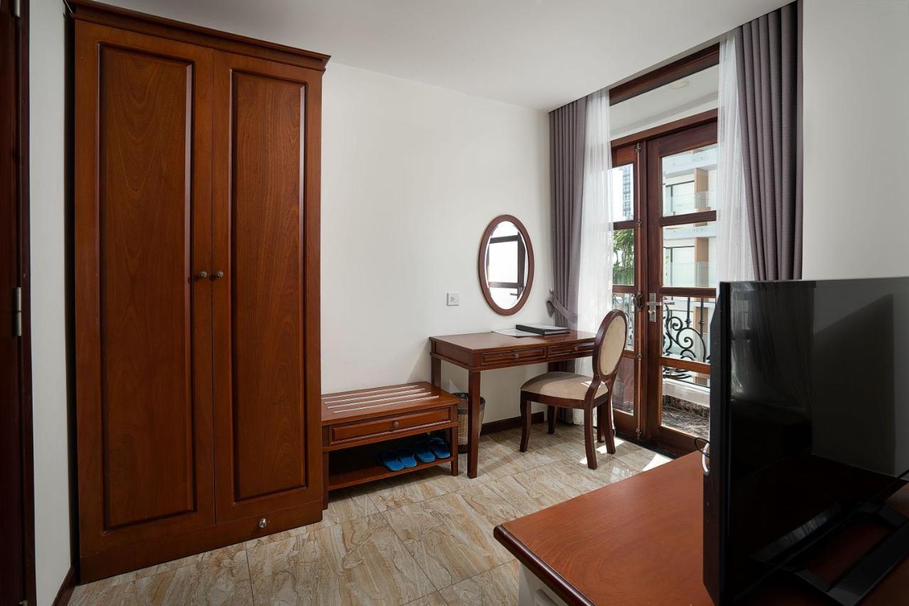 Hotel Apus