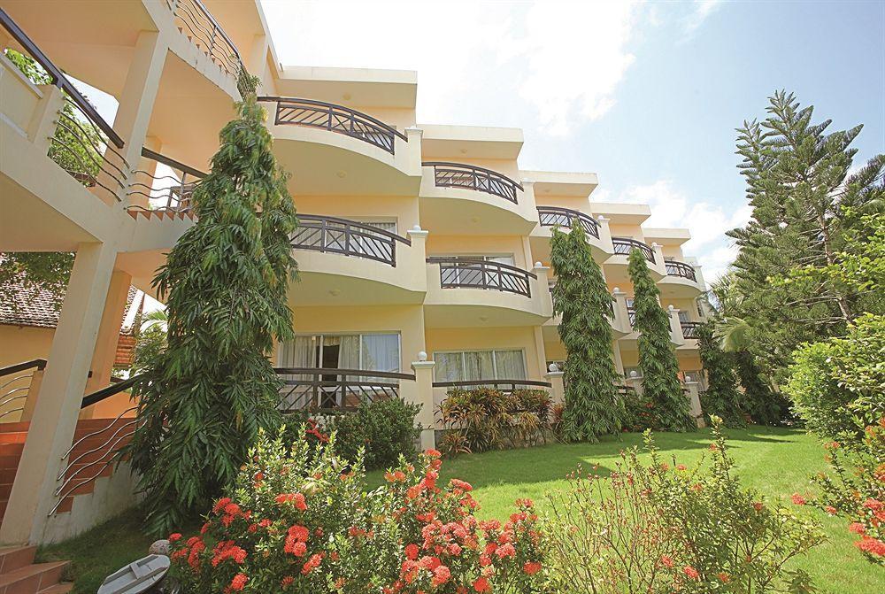 Resort Saigon &