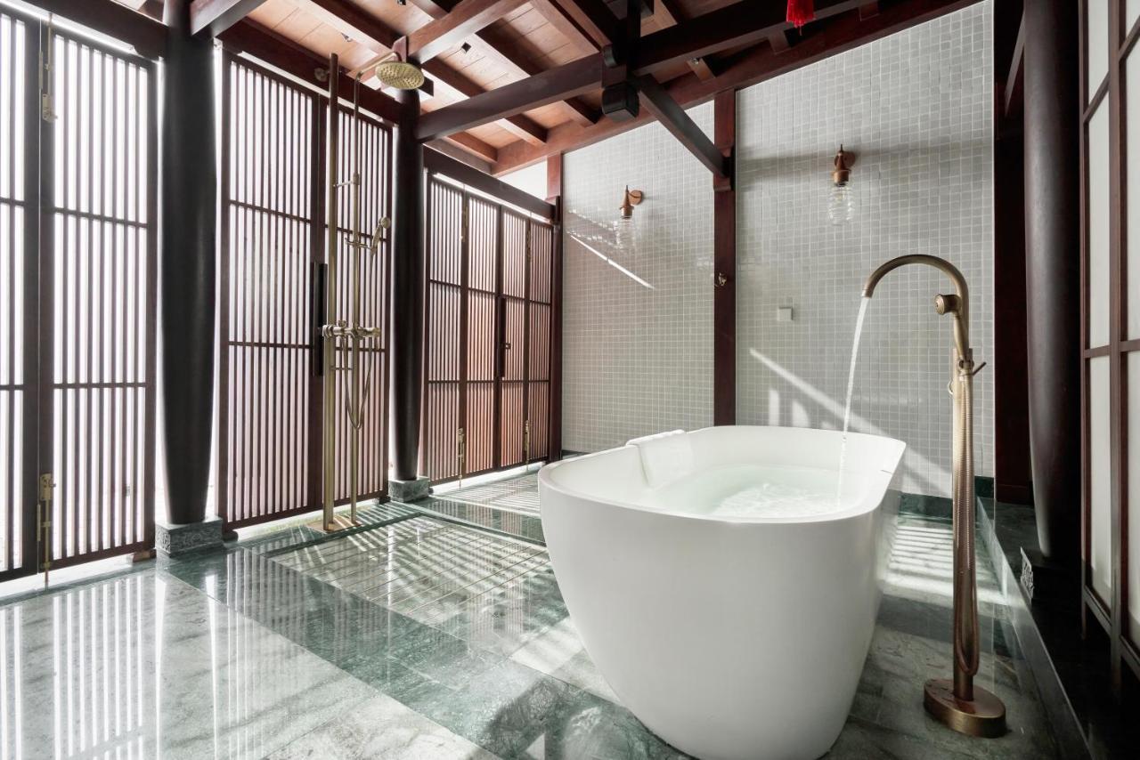 The Secret Con Dao Hotel 4*