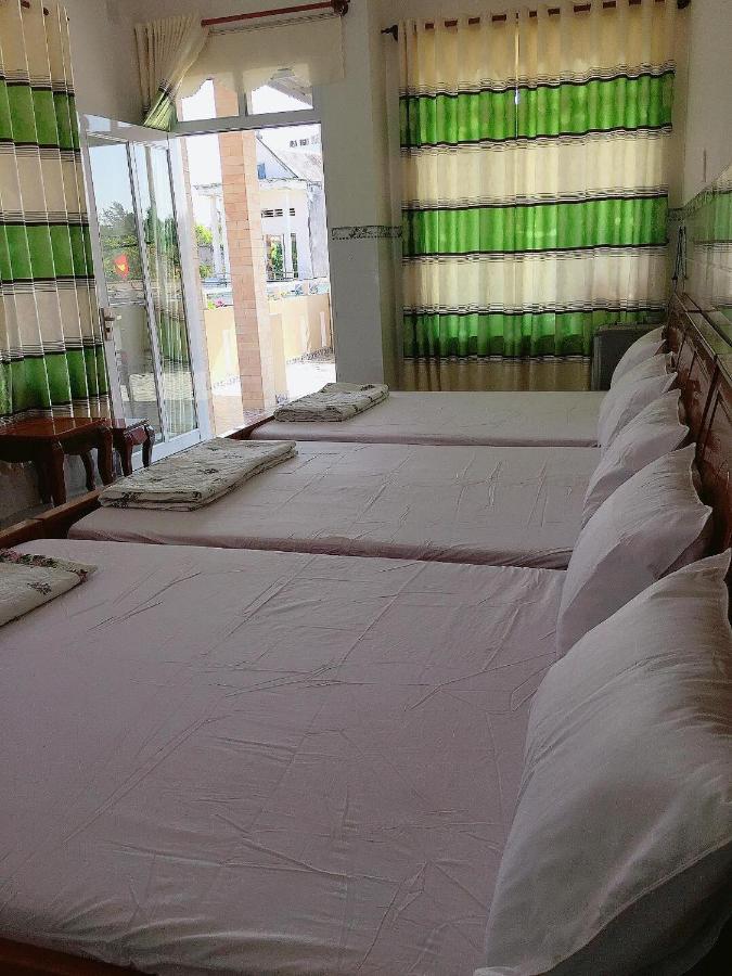 Tien Phuc Guest house *