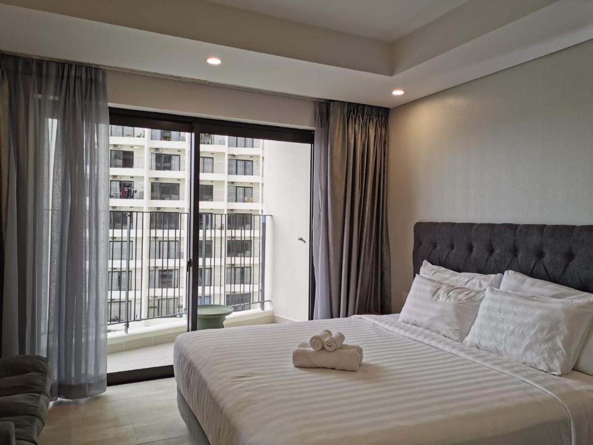 Gold Coast Luxury