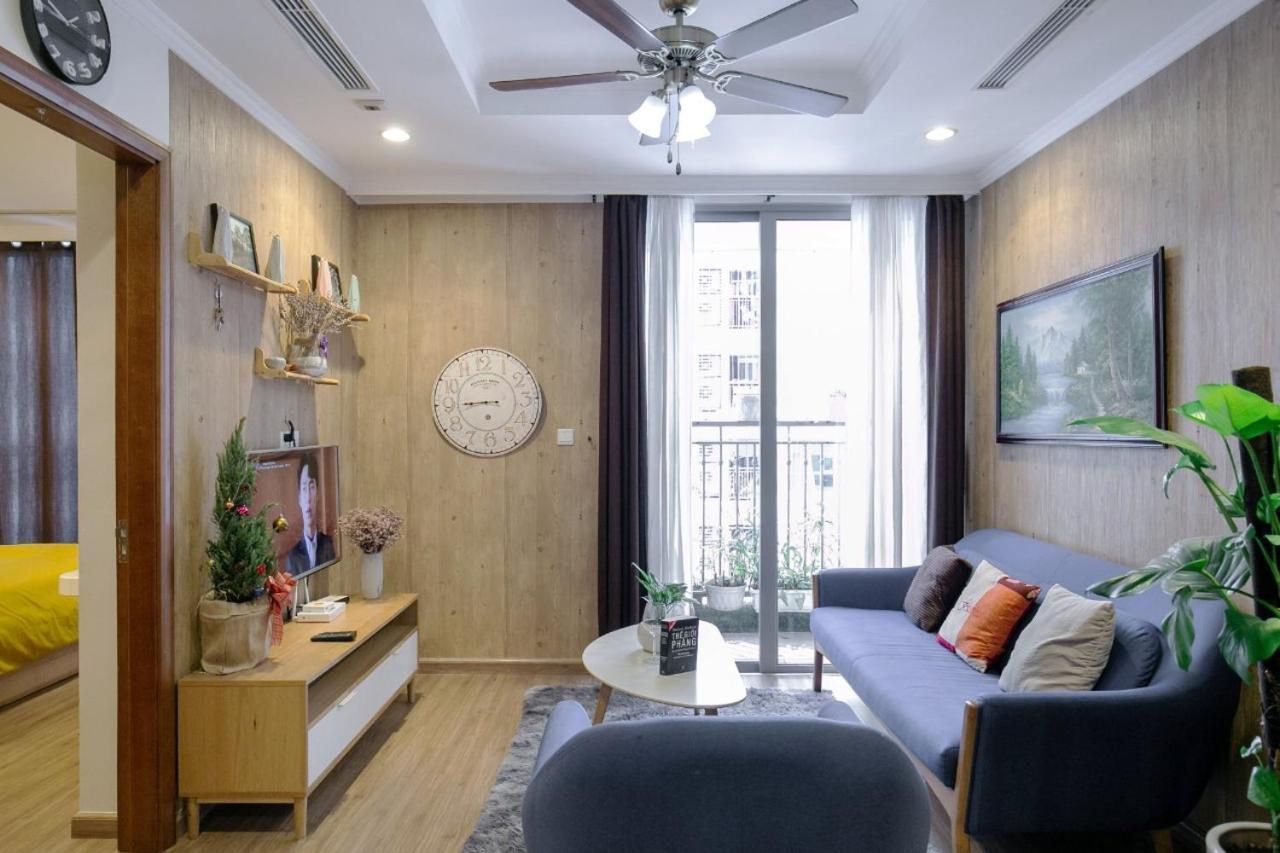 Căn hộ Bom Homes- Vinhomes Times City- Service *