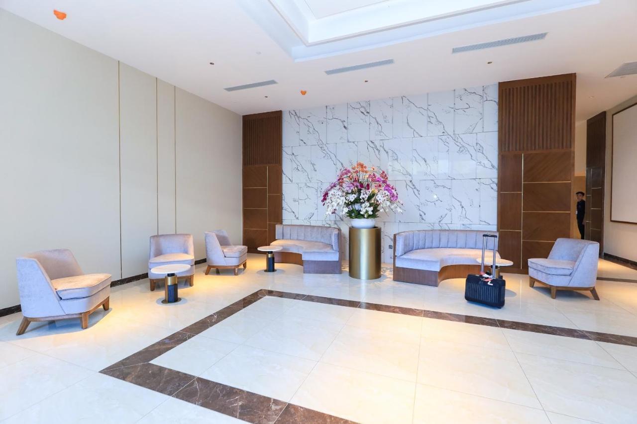 Tms Pullman Minh Minh *