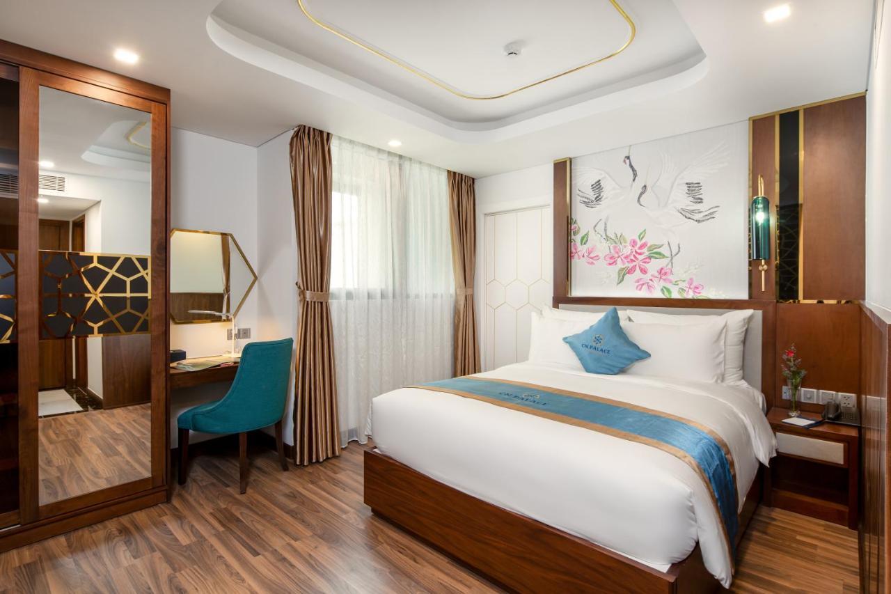 Cn Palace Boutique & 4* Da Nang