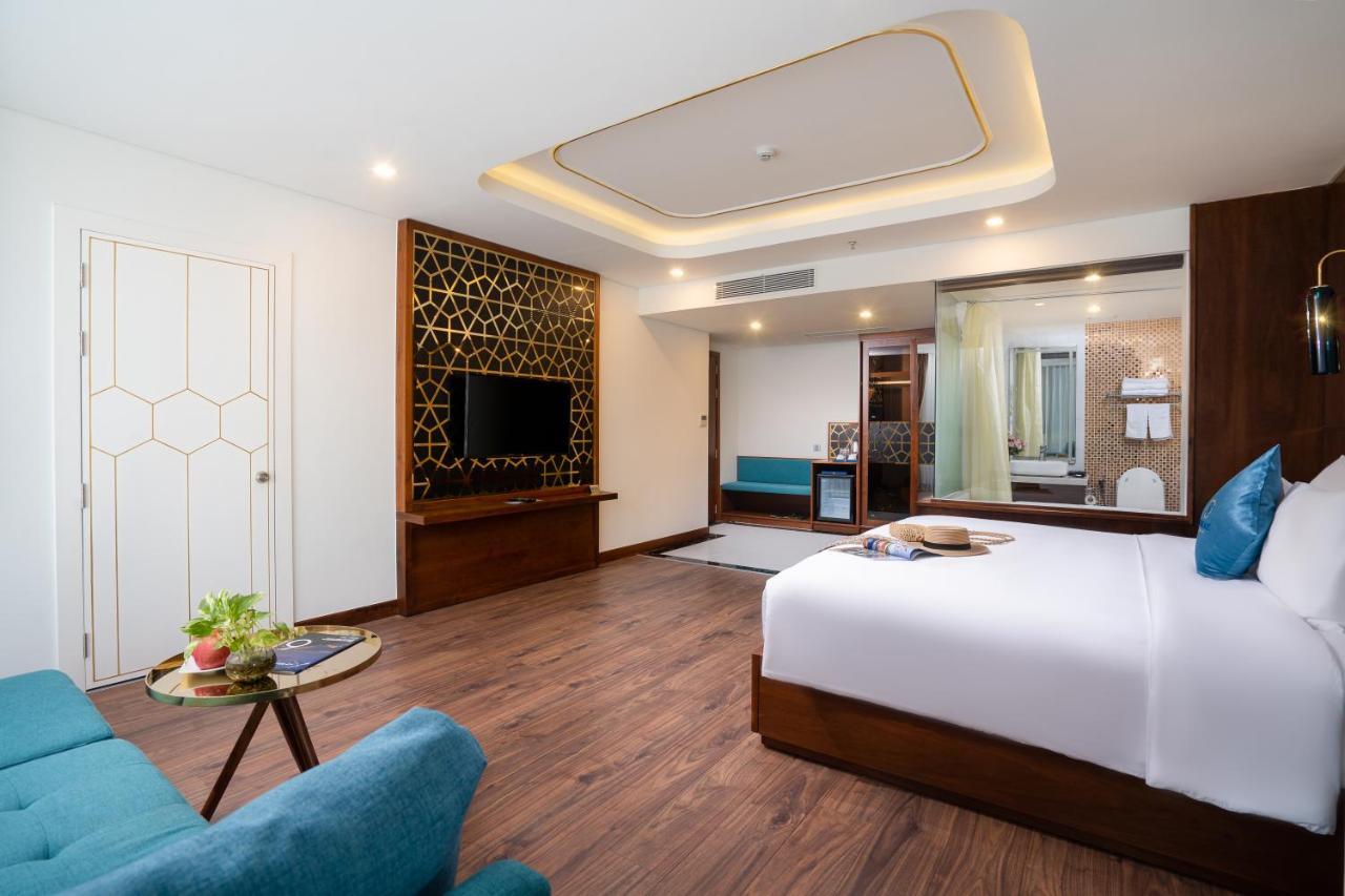 Cn Palace Boutique & Hotel