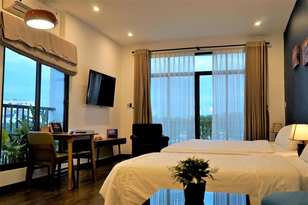 Hotel Oasis & 3*