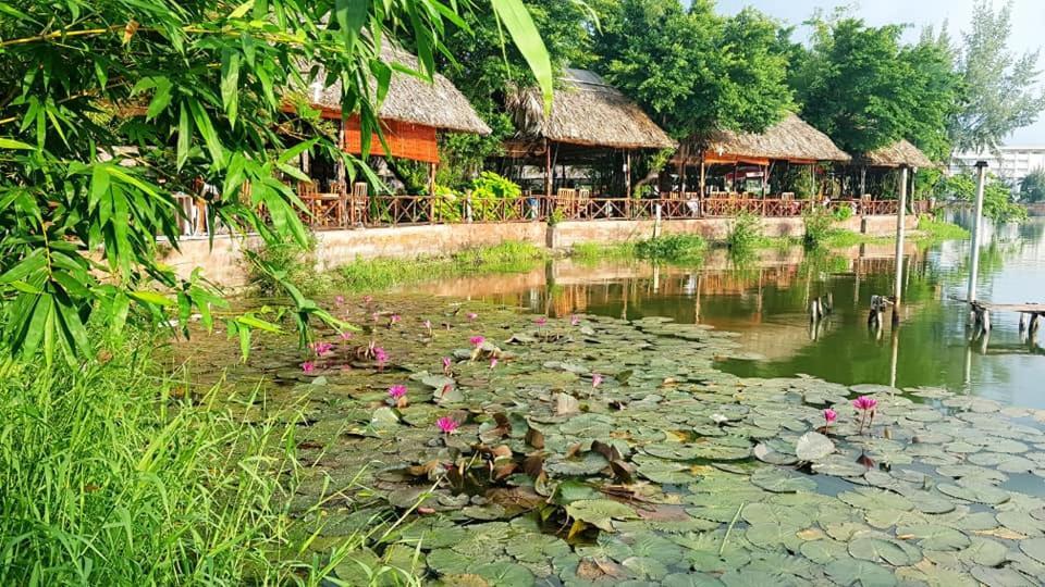 Resort Ho Nam 3*