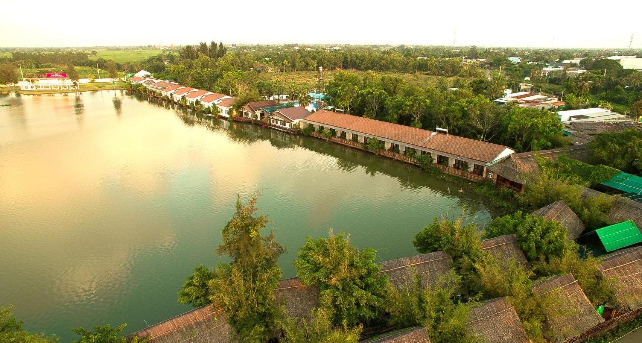 Resort Ho Nam 3*