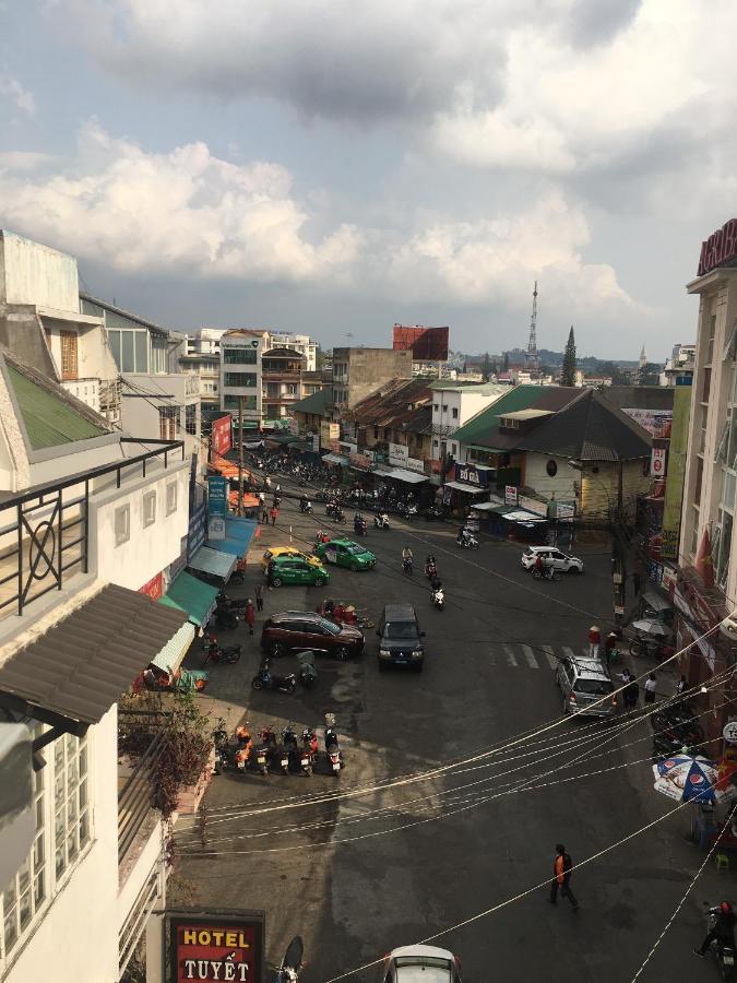Tuyet Mai Khách sạn *