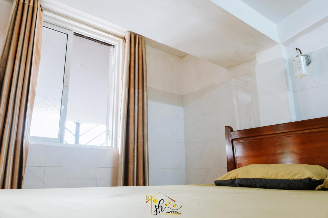 Hotel Sh 2*
